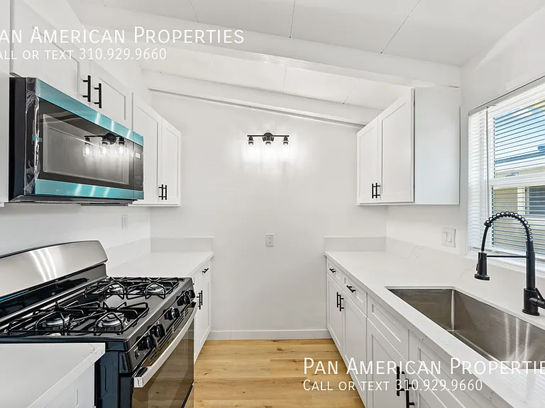 143 W Mayfair Ave — Photo 3