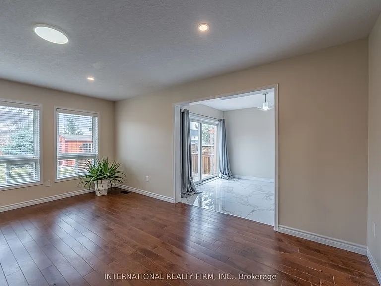 102 Hunter Way — Photo 7