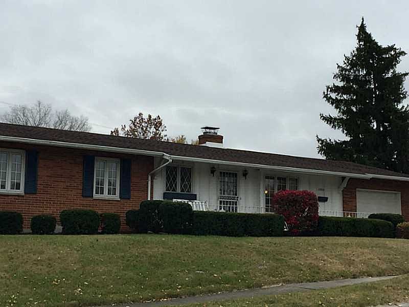 1st image of 1720 S Brookhollow Dr