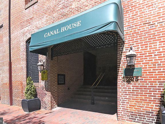 4th image of 3225 Grace St NW APT 101