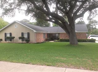 5255 Leesway Blvd, Pensacola, FL 32504