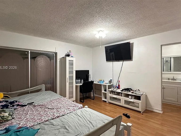8401 SW 107th Ave #331E — Photo 12