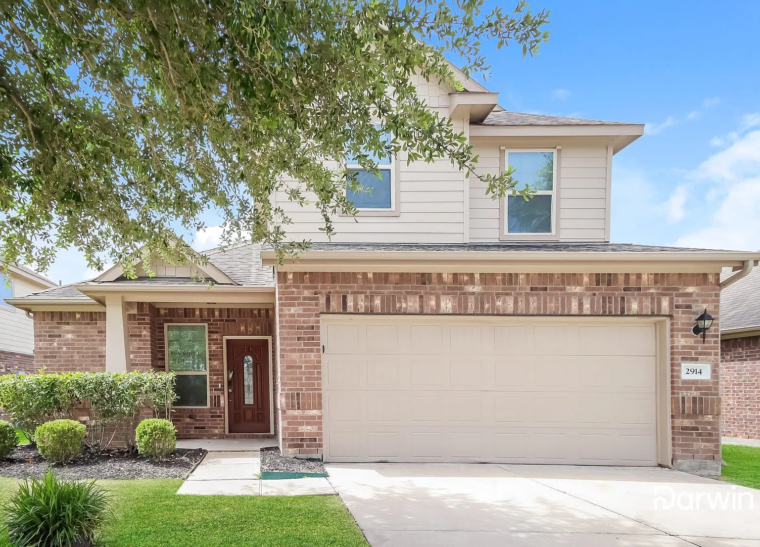 4 bed, 2.5 bath, 2192 sqft, $2,360 — Photo 1