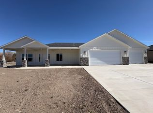 672 N Kaycie Ln, Panguitch, UT 84759