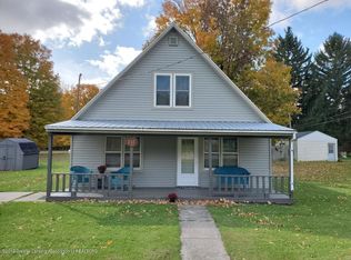 711 W Main St, Grand Ledge, MI 48837