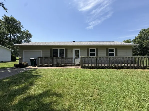1719 Louisa Ln, Moberly, MO 65270