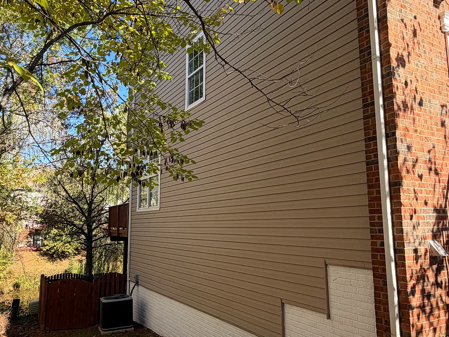 Lakemont Sq, Sterling — Photo 4