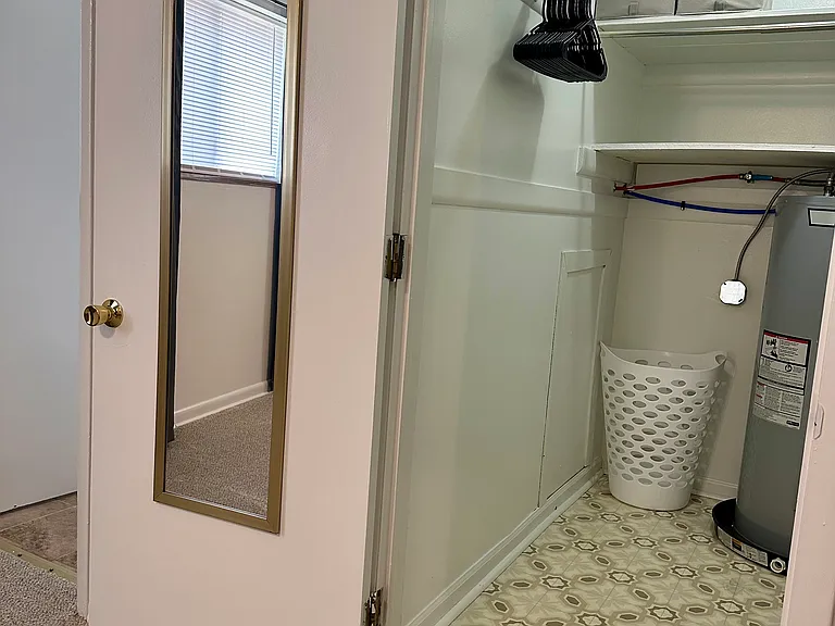 1010 8th St #8 — Photo 9