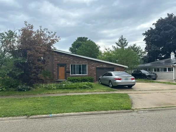 135 Glendale St, Wheeling, IL 60090
