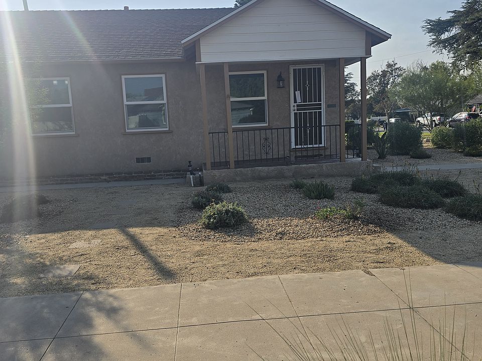1st image of 836 Campus Ave