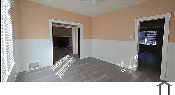 370 Lora Ave — Photo 10