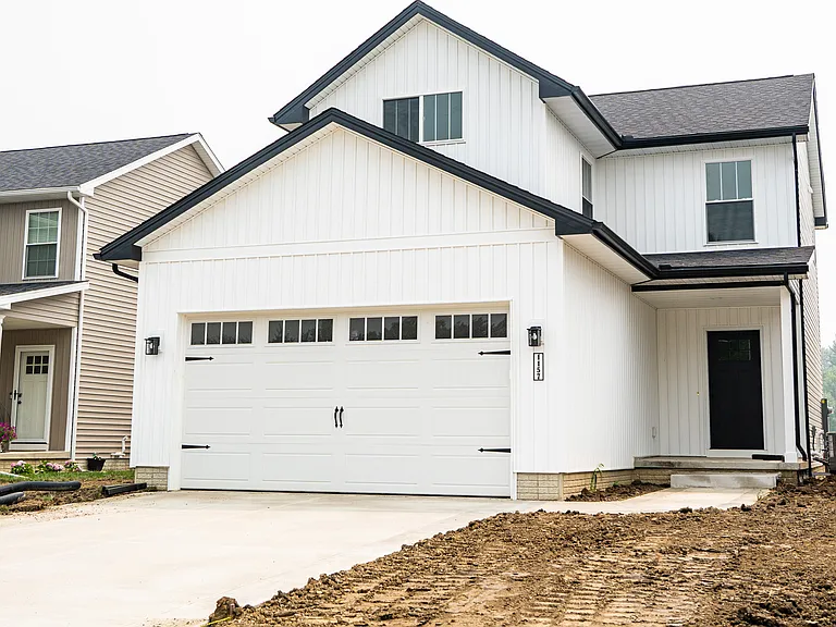 1159 Meadowlark Ln — Photo 1