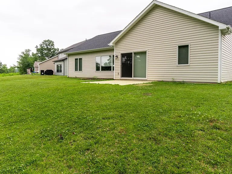 2128 Freestone Pl — Photo 22
