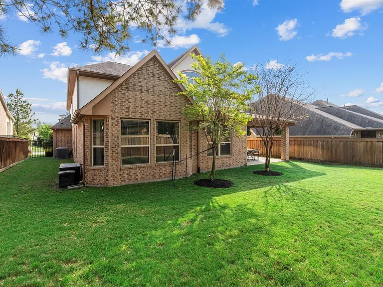 27121 Holtwood Grove Rd — Photo 49