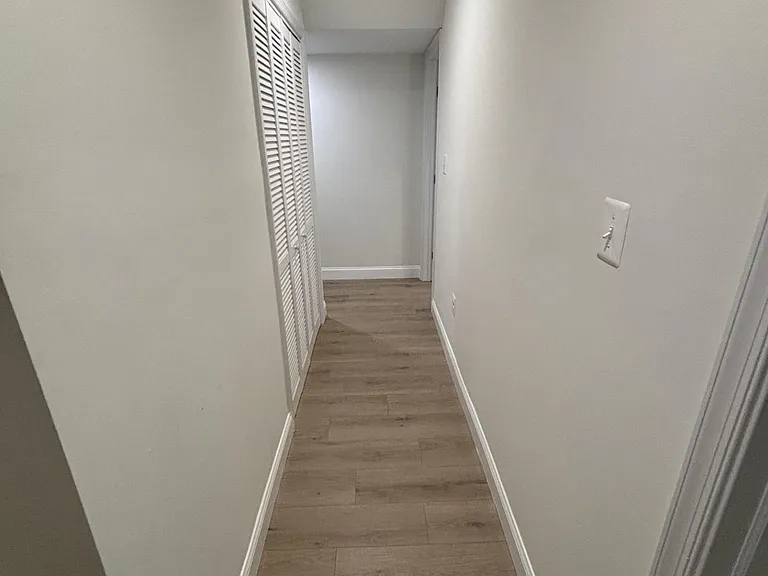 325 V St NE #1 — Photo 17