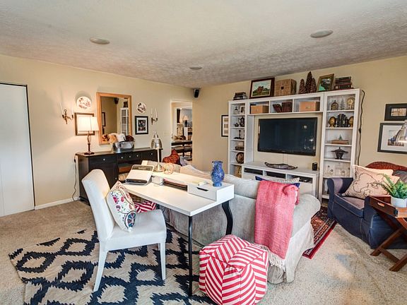 4th image of 1121 Brindlestone Dr