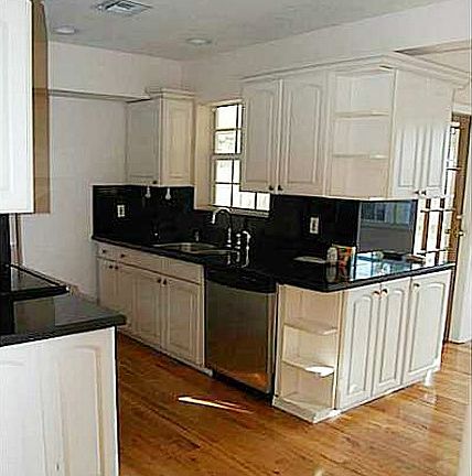 4th image of 730 NE 47th St