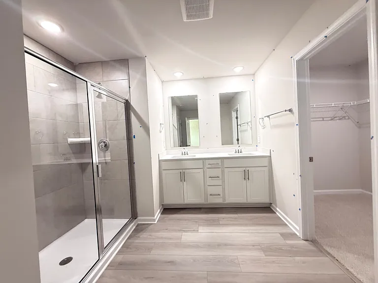 1008 Saint Lawrence Dr — Photo 11