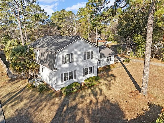 4th image of 2607 Lansing Dr