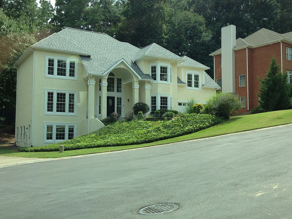 1st image of 3308 Greencastle Chase NE
