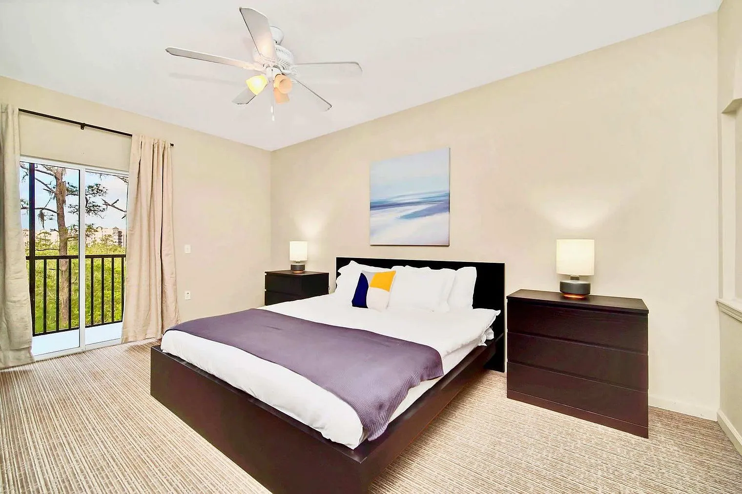 3 bed, 2.0 bath, 1431 sqft, $2,878 — Photo 3