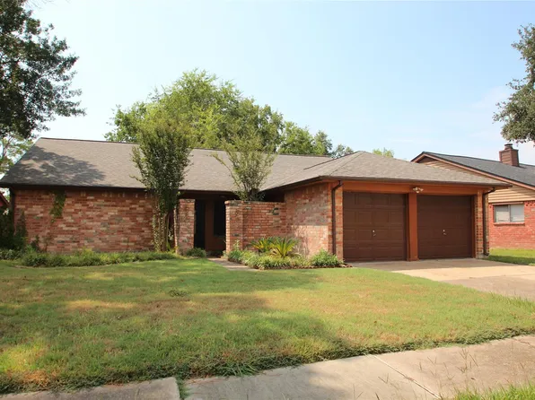 19707 San Gabriel Dr, Houston, TX 77084