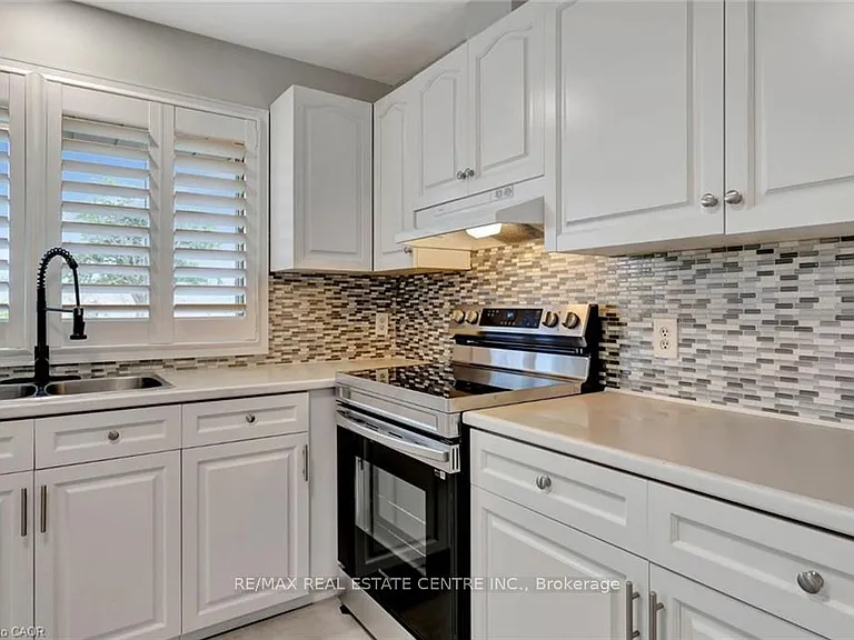 6 Ruskview Rd #1 — Photo 8