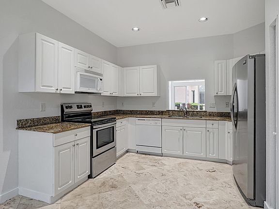 2nd image of 8181 S Madison Lakes Circle S
