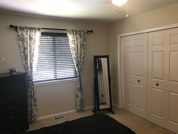 5th image of 5234 Heath Ave
