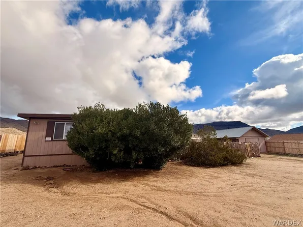 3228 N Bryce Rd, Golden Valley, AZ 86413