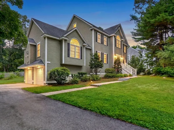 245 High St, Acton, MA 01720