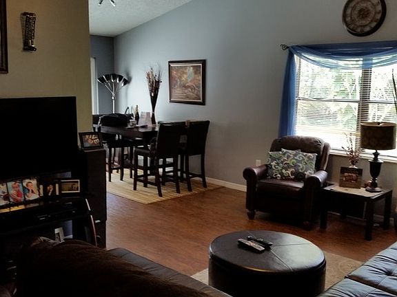 3rd image of 11938 Atlin Dr