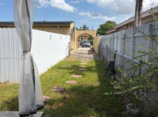170 E 46th St #2, Hialeah, FL 33013