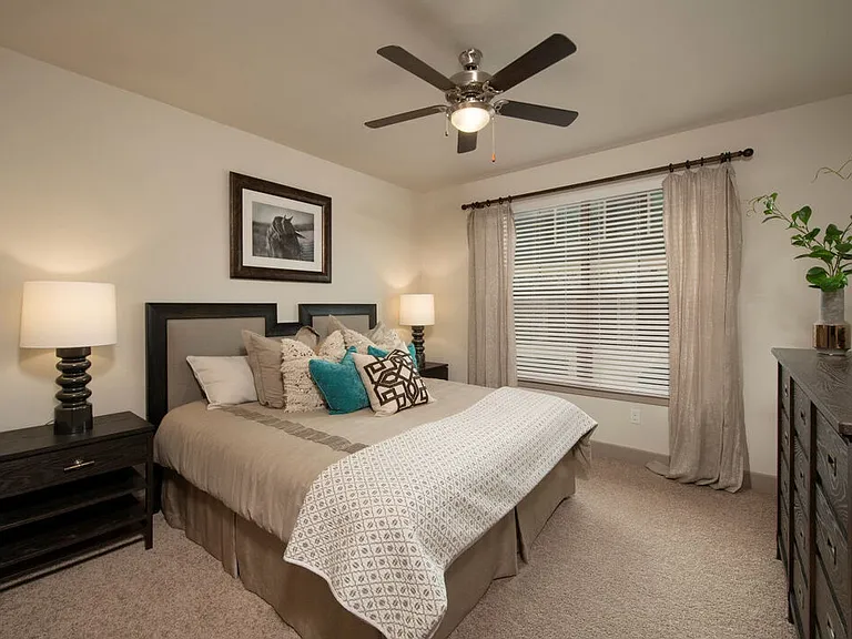 Plantation Park Apartments — Photo 6