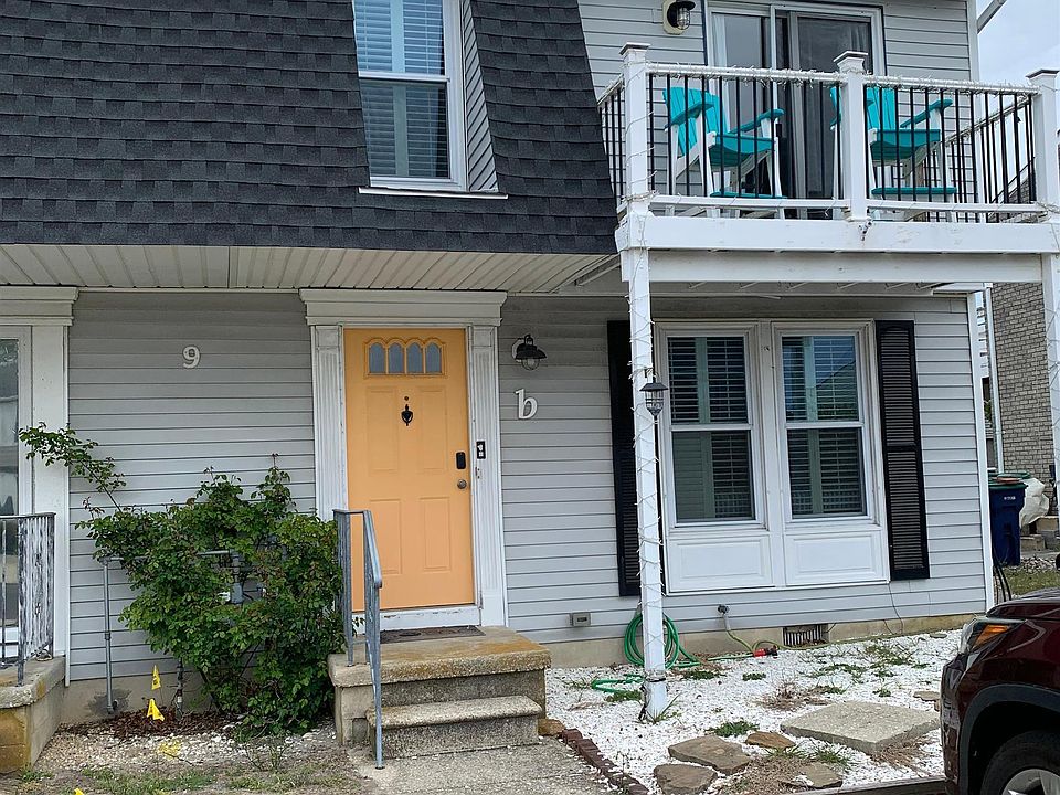1st image of 9 Ontario Dr #B
