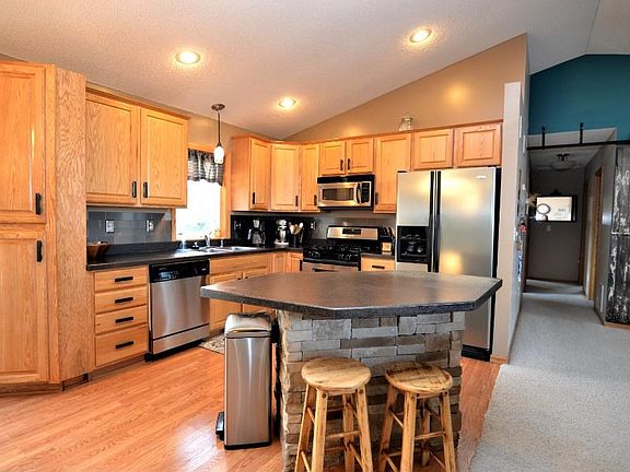 Kitchen with stunning center island