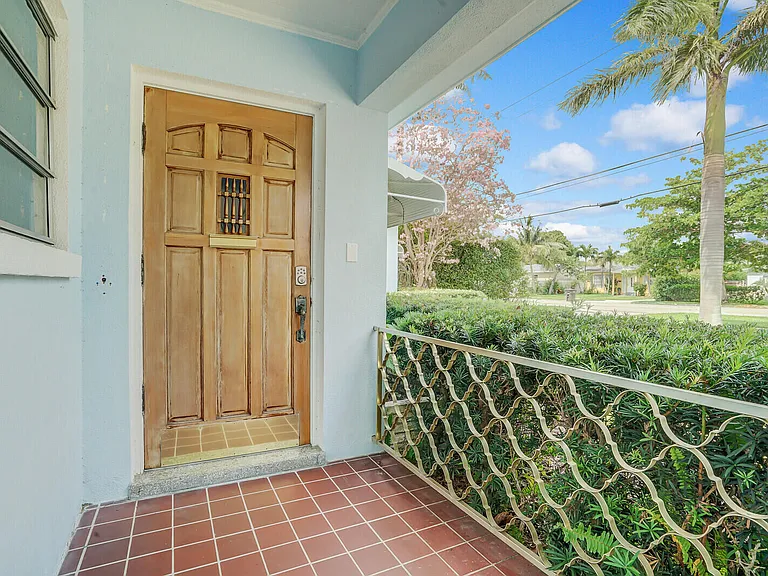 3410 Poinsettia Ave — Photo 22