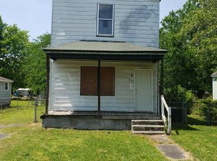 809 Vance St, Roanoke Rapids, NC 27870