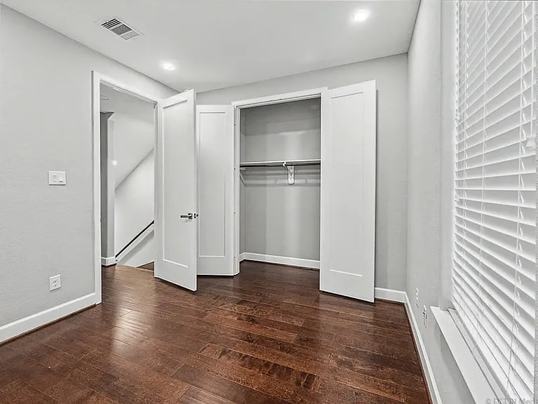 1028 Patterson — Photo 10