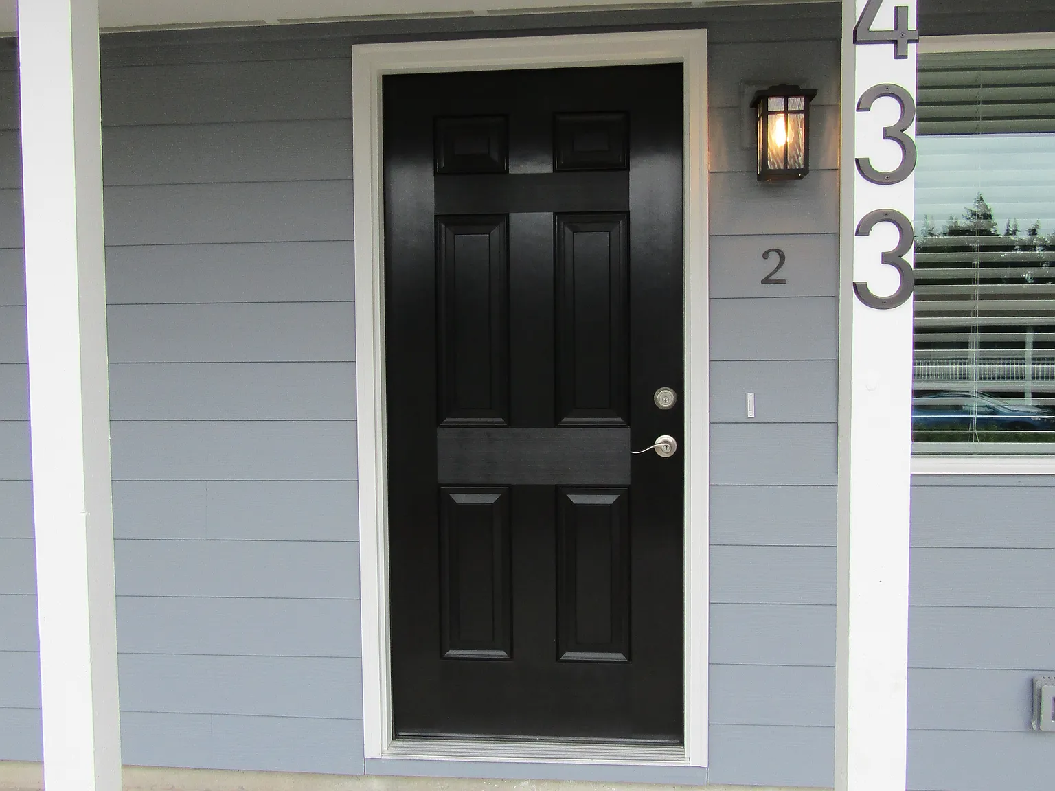 1433 Rainier Ct — Photo 3