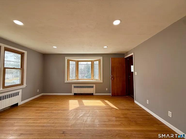 37 Alexander Ave #1 — Photo 3