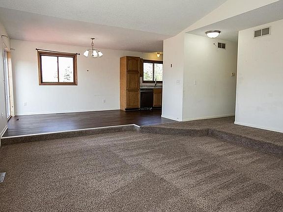 4th image of 23632 Kanabec St NW