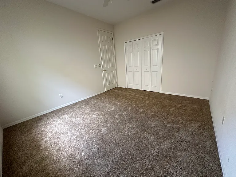 8837 Oak Landings Ct — Photo 12