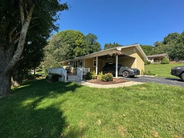 368 Westview Dr., Sparta, NC 28675