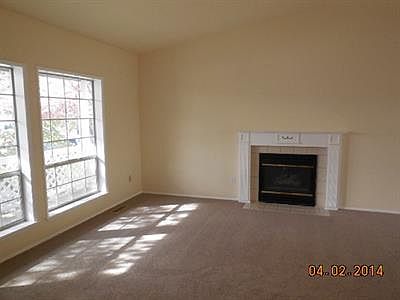 4th image of 604 Pleasant Hill Dr NE