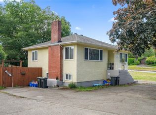 861 Tillicum Rd, Esquimalt, BC V9A1Z7