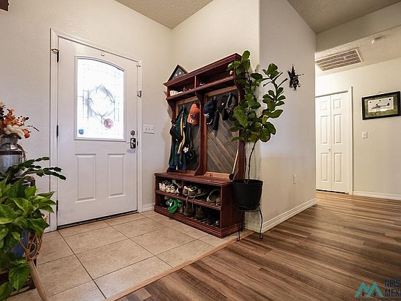 5th image of 1362 Oakwood Cir