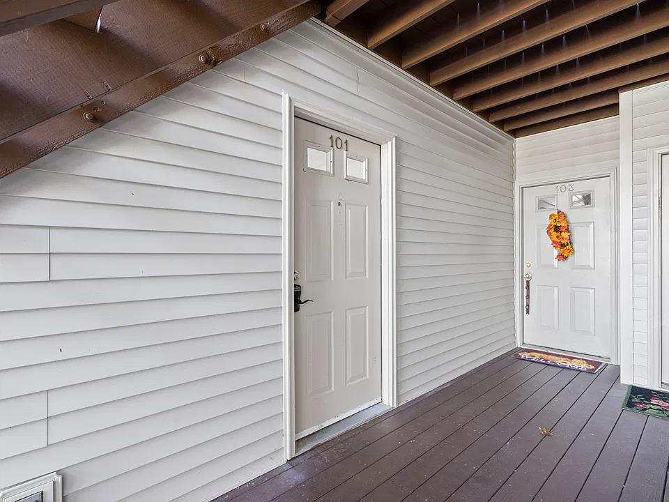 101 Bufflehead Ct
