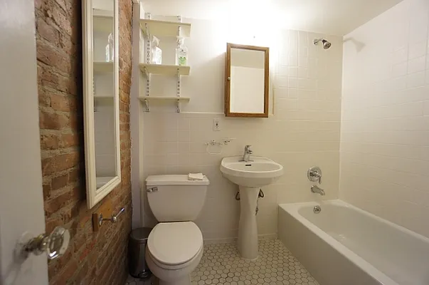 Rented by Citi Habitats | media 7