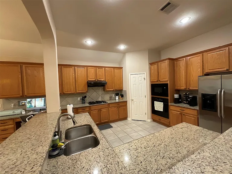 16901 Ennis Trl — Photo 9